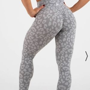 Ryderwear Instincts Scrunch Bum Leggings Sz M